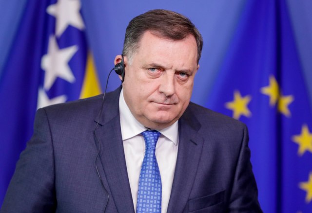 Evropski parlament: Na današnjem rasporedu sankcije Miloradu Dodiku