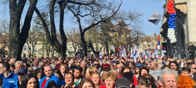Subotica welcomes Vučić: 