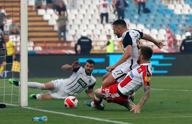 Partizan - Crvena zvezda za finale Kupa!