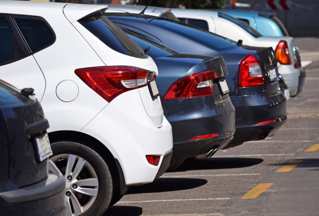 Wolksvagen, Landriver, Telsa – gde ljudi najčešće greše kada pišu imena marki automobila