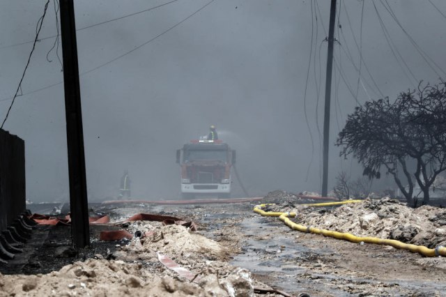Požar preti da pogorša energetsku krizu; Oglasio se predsednik: "Opasnost vreba" FOTO