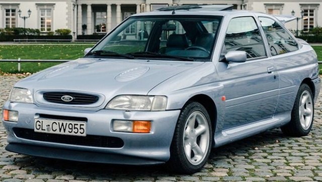 Prodaje se: Poslednji proizvedeni Ford Escort RS Cosworth