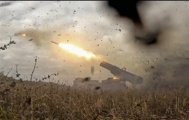 Rusi hitno premeštaju vojsku: Poèelo masovno granatiranje