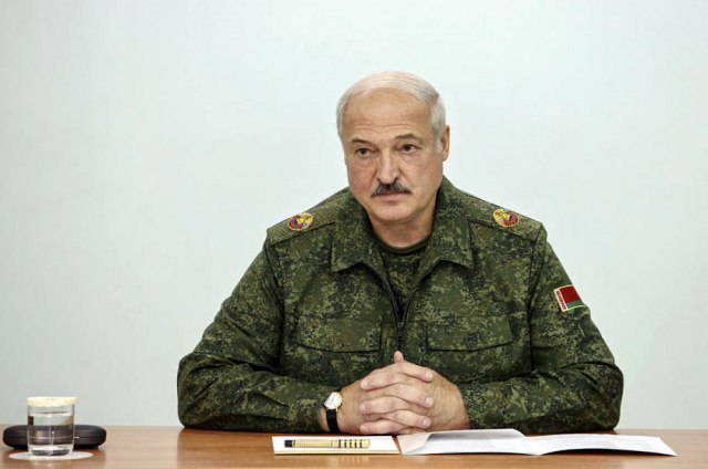 Lukašenkova vojska kreæe
