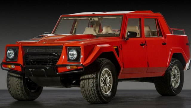 Na prodaju Lamborghini LM002