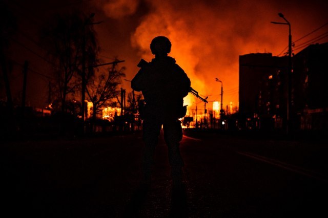 Rat u Ukrajini – 362. dan; Snažne eksplozinje u DNR; Uništeno američko 