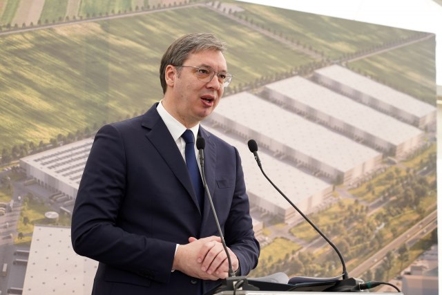 Vučić: Siguran sam da ćemo opet preći 4 milijarde; Posetite i jug Srbije FOTO/VIDEO