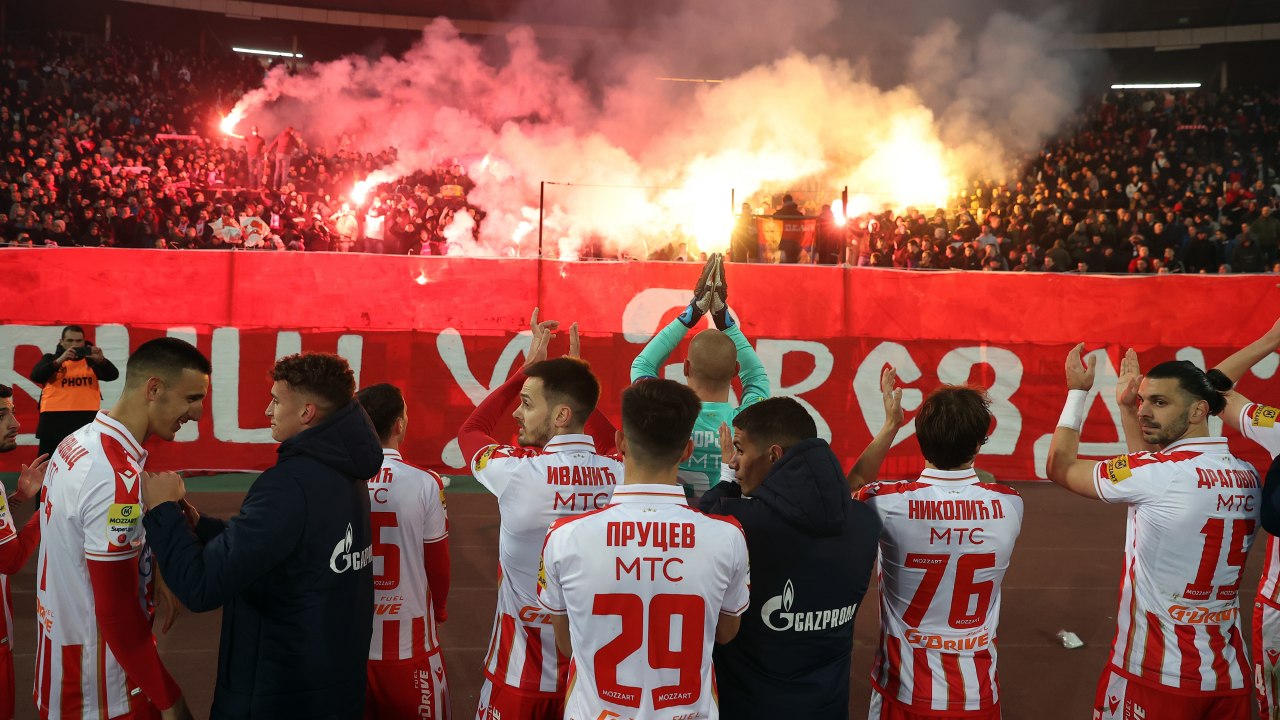 Crvena zvezda spektakularno slavi titulu šampiona Srbije