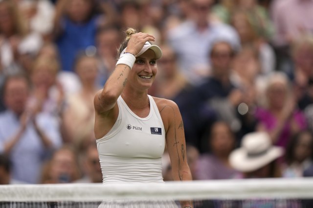 Vondrousova won her first Grand Slam title