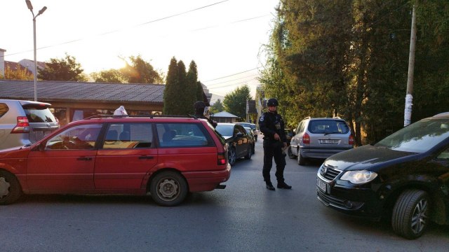 Specijalci tzv. kosovske policije upali u KBC u Severnoj Mitrovici FOTO/VIDEO