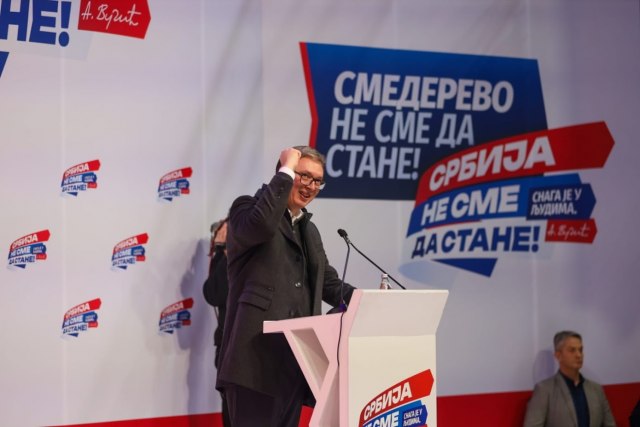 Vučić u Smederevu: Ovde odlučuju građani, a ne druge države; Srbija ne sme da stane VIDEO
