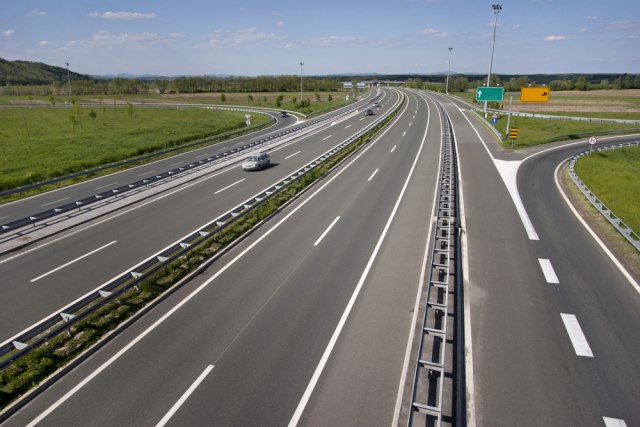 Epidemija vožnje u kontrasmeru se širi na auto-put Šabac-Ruma VIDEO