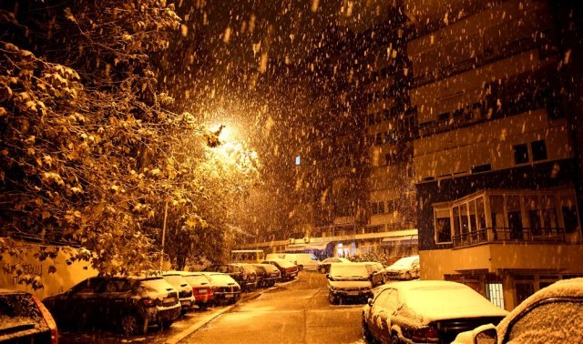 Srbija zavejana; Snežna mećava napravila haos; Vanredna situacija FOTO/VIDEO