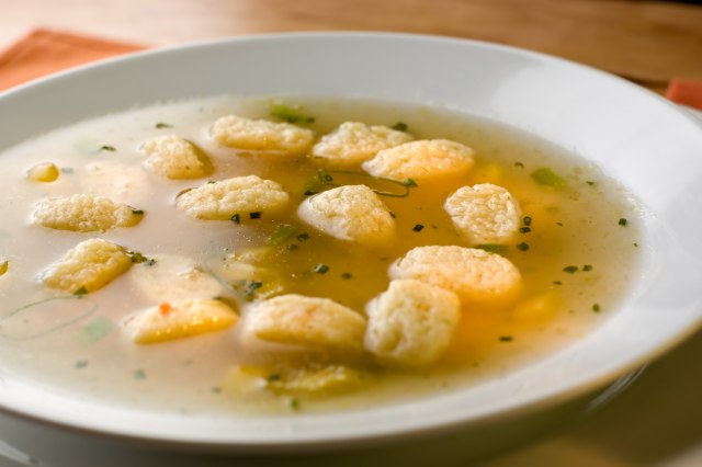 Domaću supu svi volimo: Tajna savršenih knedli je u 2 obična sastojka