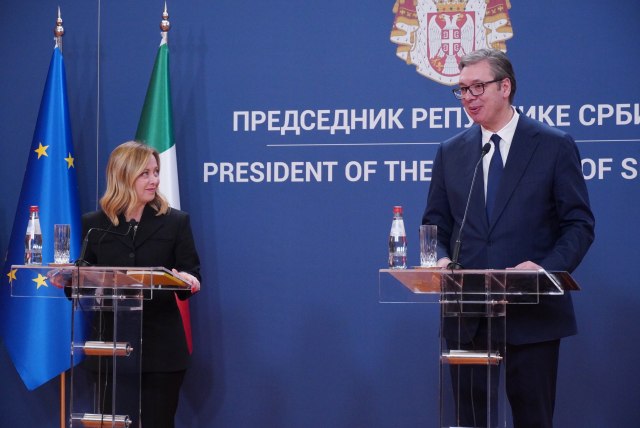 Vuèiæ: "Italija može da bude prvi partner Srbije" FOTO