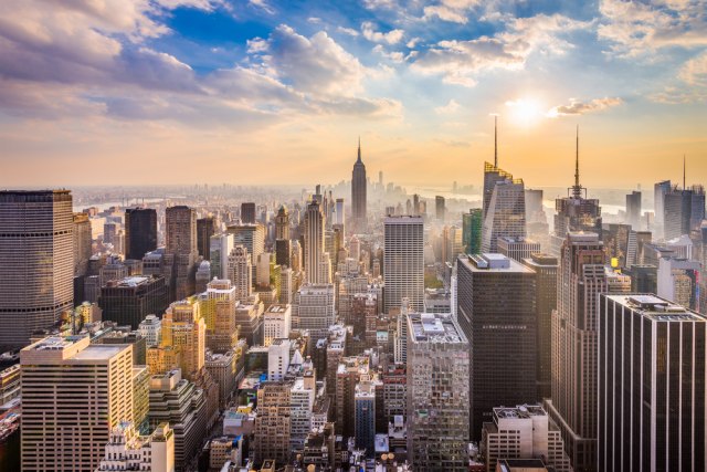 Njujork je dobio neverovatnu atrakciju: Ruèak na vrhu nebodera FOTO