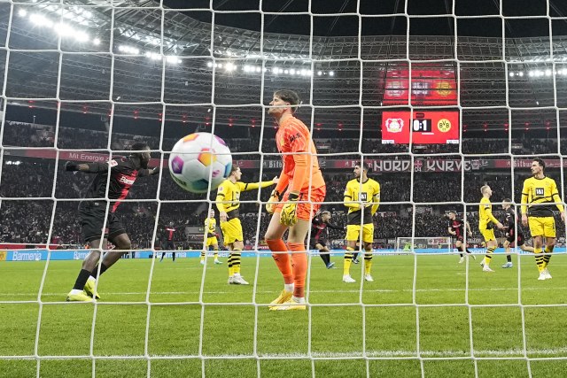Dortmund prekinuo pobednički niz Leverkuzena