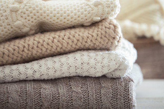 Kako da SAČUVATE vaš omiljeni džemper: 10 TRIKOVA za održavanje VUNENE ODEĆE
