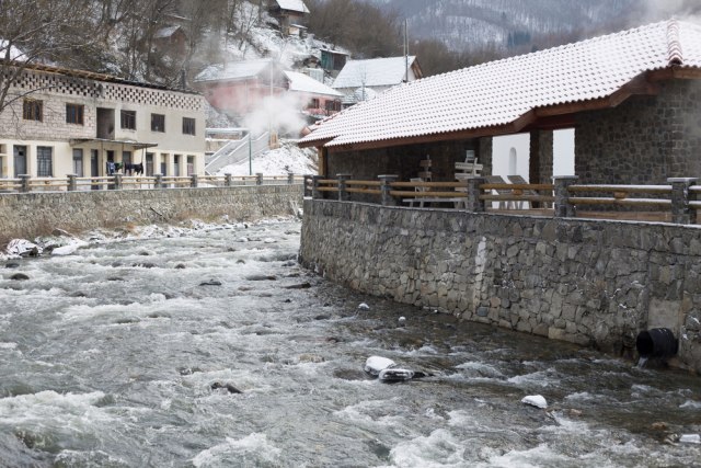 Banja na padinama najpoznatije srpske planine: Poznata po izuzetno lekovitoj i toploj vodi
