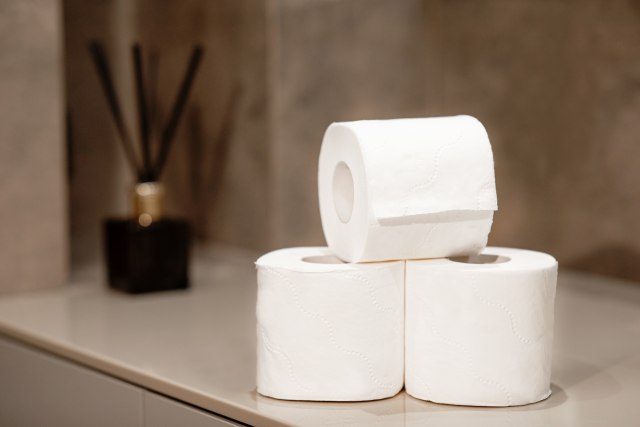 Trik sa toalet-papirom koji će vam uštedeti na grejanju - provereno