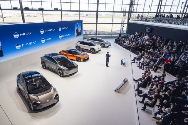Pogled u budućnost: Toyota Kenshiki forum u Briselu FOTO
