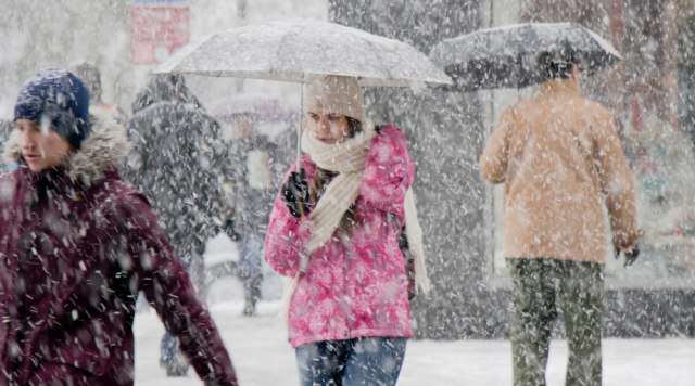 Upaljen Crveni Meteo-alarm: RHMZ Izdao Upozorenje - B92