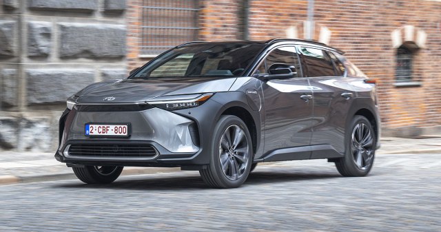 Toyota unapredila električni krosover bZ4X FOTO