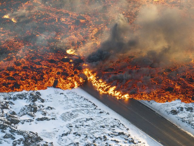 Stravične scene spaljenog ostrva: 