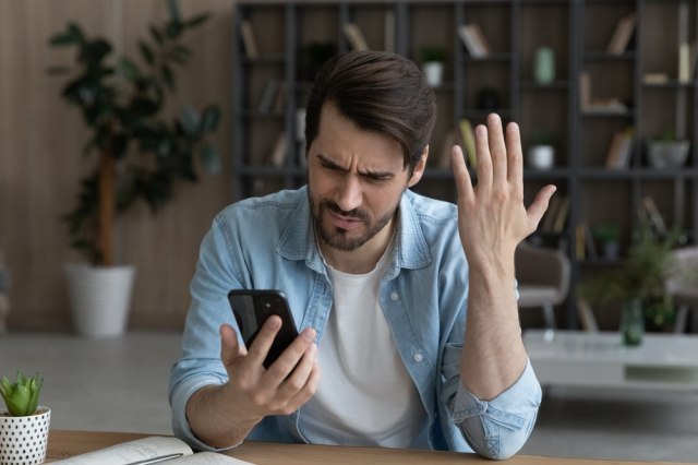 Telefon pogrešno reklamiran, kupci mogu da ga vrate