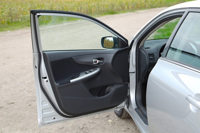 Čemu služi čep na vratima vaših kola? Važan je, a mnogi ga zanemaruju VIDEO