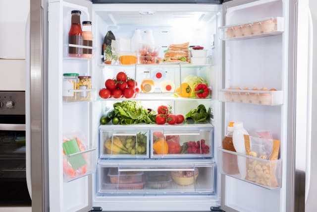 Da li ste znali da OVE 4 NAMIRNICE postaju OTROVNE, ako ih držite u frižideru?