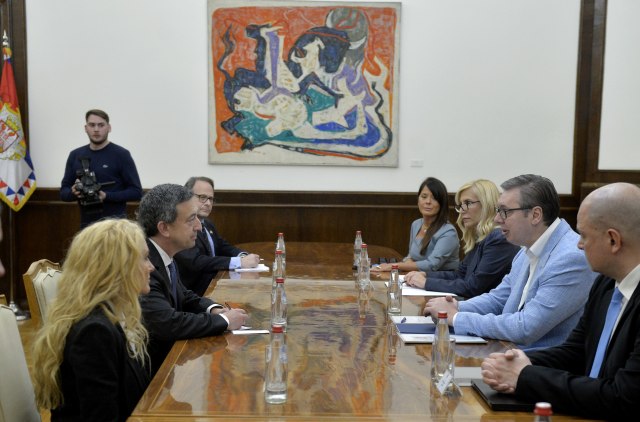 Vučić se sastao sa predstavnicima Američko-jevrejskog komiteta za javne poslove FOTO