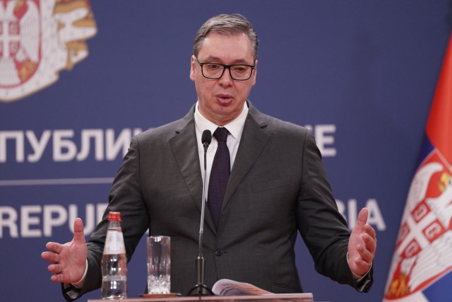 Harmonizovani napadi opozicije i Aljbina Kurtija na Aleksandra Vučića VIDEO