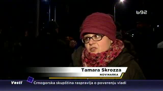 Protest “Novinari ne kleče“